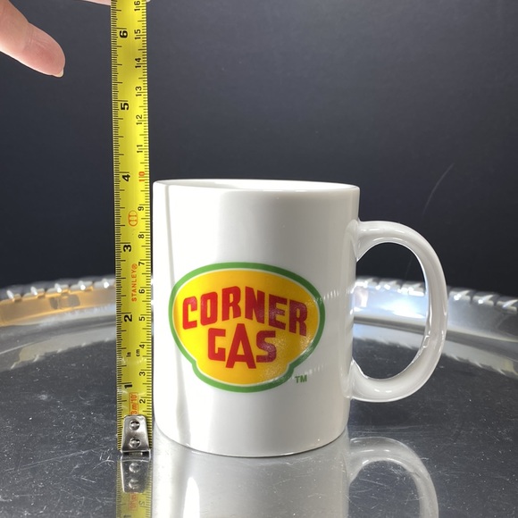 Dog River’s Ruby Mug - Picture 4 of 4